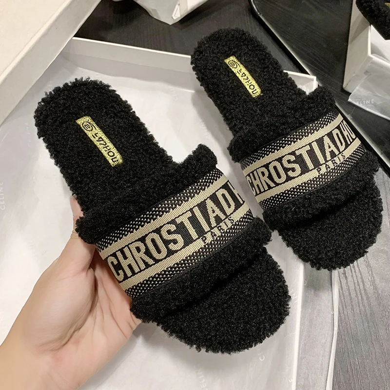 

Women's Luxury Non-slip Fur Slippers 2023 Winter New Designer Letter Decoration Indoor Plush Warm Flat Shoes Plus Size 42 Slides