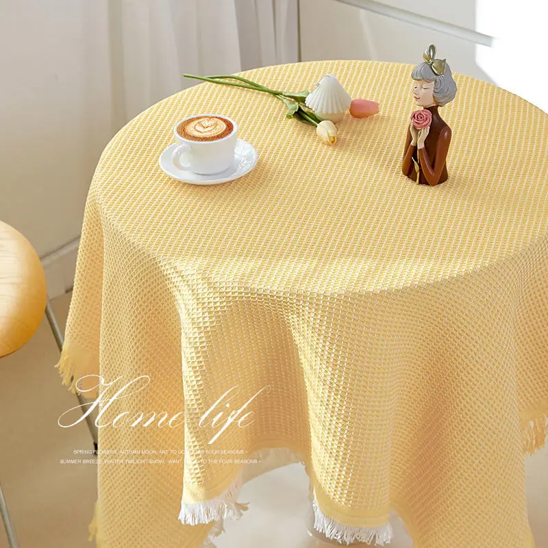 

Fashionable tablecloth with beautiful colors_AN2981