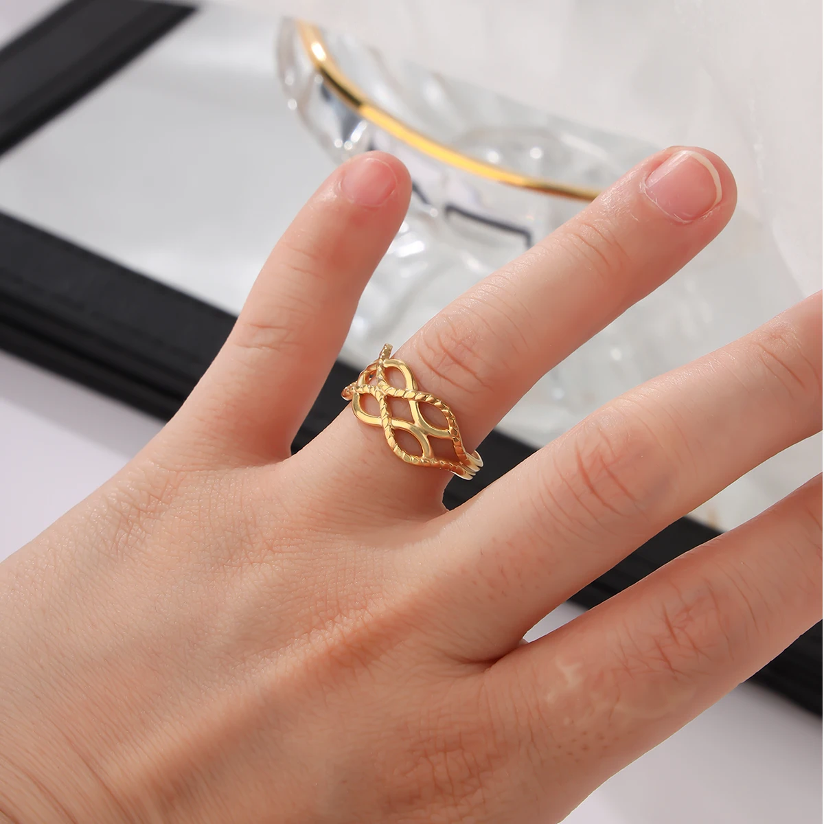 Korean Fashion Ring Women's 18k Gold Temperament Opening Original New Product Anillo