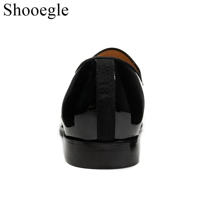 Men Dress Leather Shoes Slip on Patent Leather Mens Casual Oxford Shoe Moccasin Glitter Male Footwear Pointed Toe Shoes for Men 2 Men Dress Leather Shoes Slip on Patent Leather Mens Casual Oxford Shoe Moccasin Glitter Male Footwear Pointed Toe Shoes for Men 2