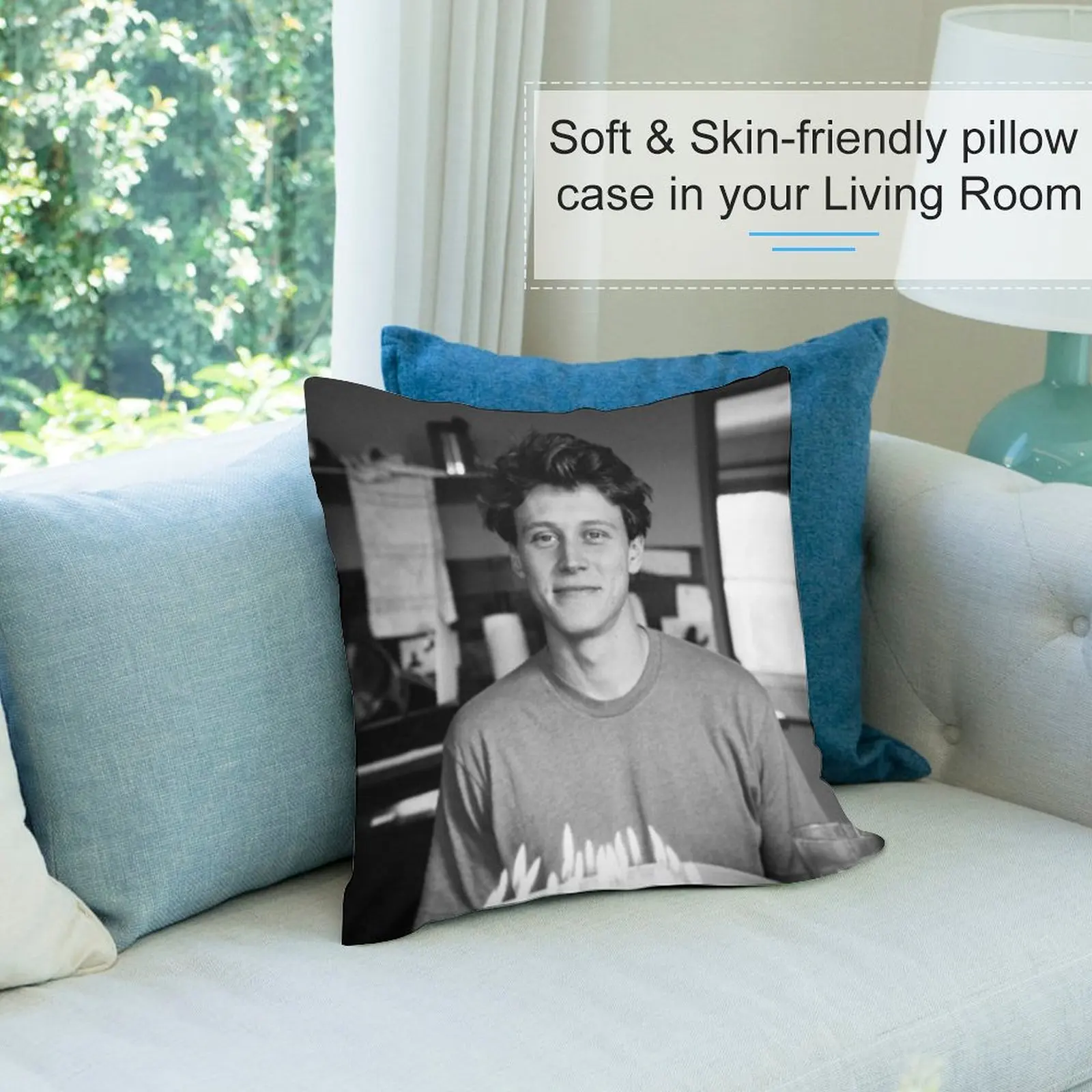 Эластичная декоративная подушка для дивана на день рождения