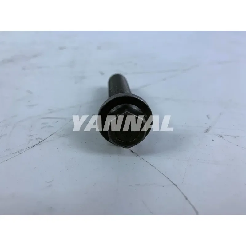 D934 Болты головки блока цилиндров для детали двигателя Liebherr