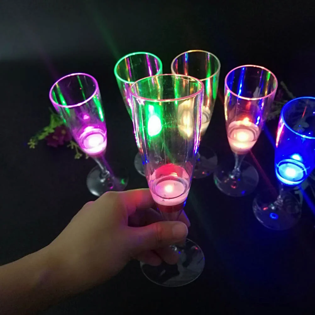 

6 Pcs LED Lighted Glasses LED Red Champagne Glass Glass Cocktail Glass Flute Bar Decorations LED Lighting Glass