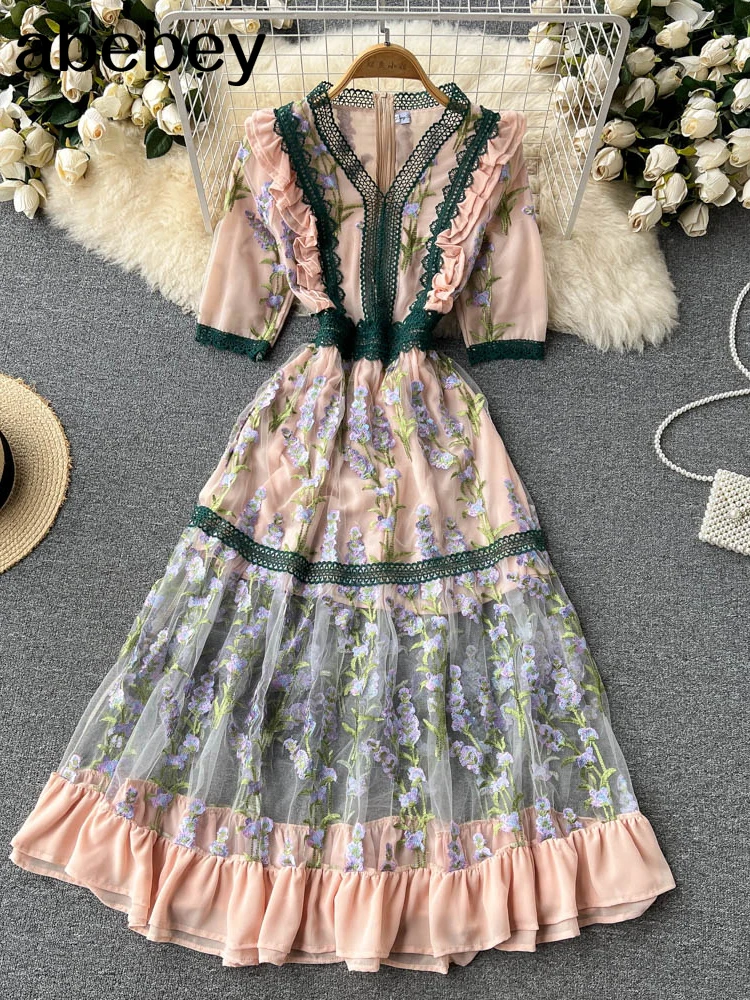 

Женское дизайнерское платье с вышивкой, корейское кружевное ТРАПЕЦИЕВИДНОЕ ПЛАТЬЕ С V-образным вырезом и коротким рукавом, элегантное модн...