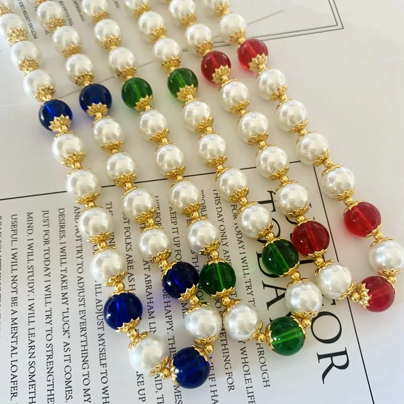

2023 New Medieval Luxury Niche Bronze Gold-plated Jewelry AB Colored Glass Pearl Necklace Bracelet High Sense Vintage