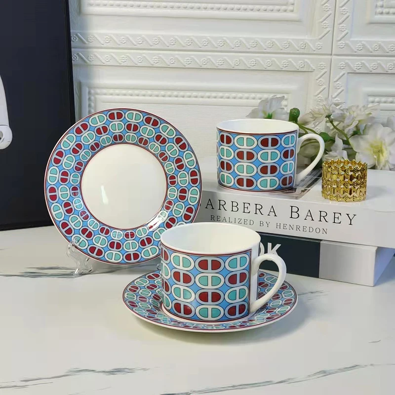 

Milk Mug Coffee Set Ceramic Tableware Set Bone Porcelain Saucer & Mug Famous Brand Home Use Gift Box Packing Creative Style