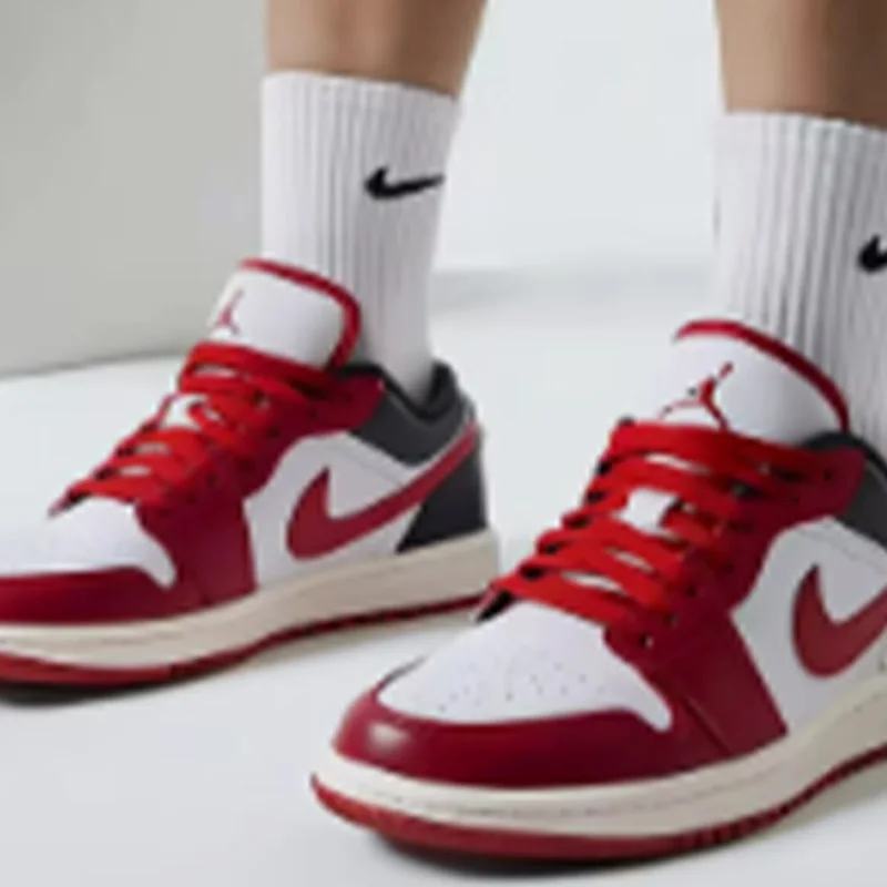Фото Женские баскетбольные кроссовки Nike, базовая модель DC0774-160 №5