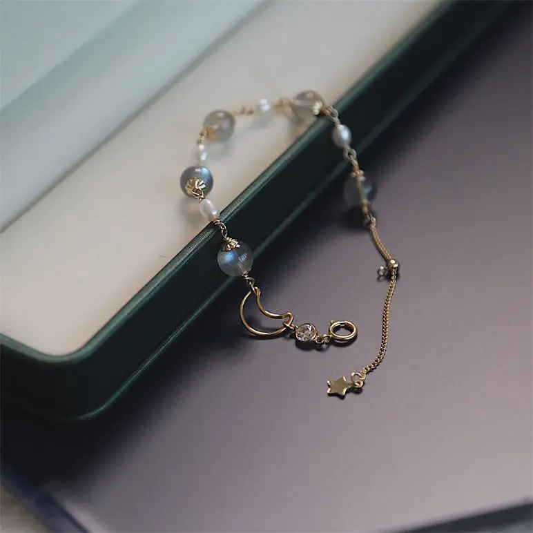 

"Hands Can Pick Stars" Exquisite Pearl Ice Grey Moonlight Bracelet Women's Gifts Small Adjustable Light Luxury Small