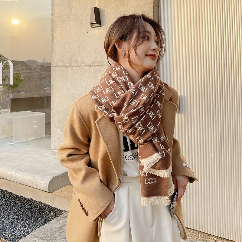 Рисунок 2 - Новинка Зима 2022 теплый шарф женский