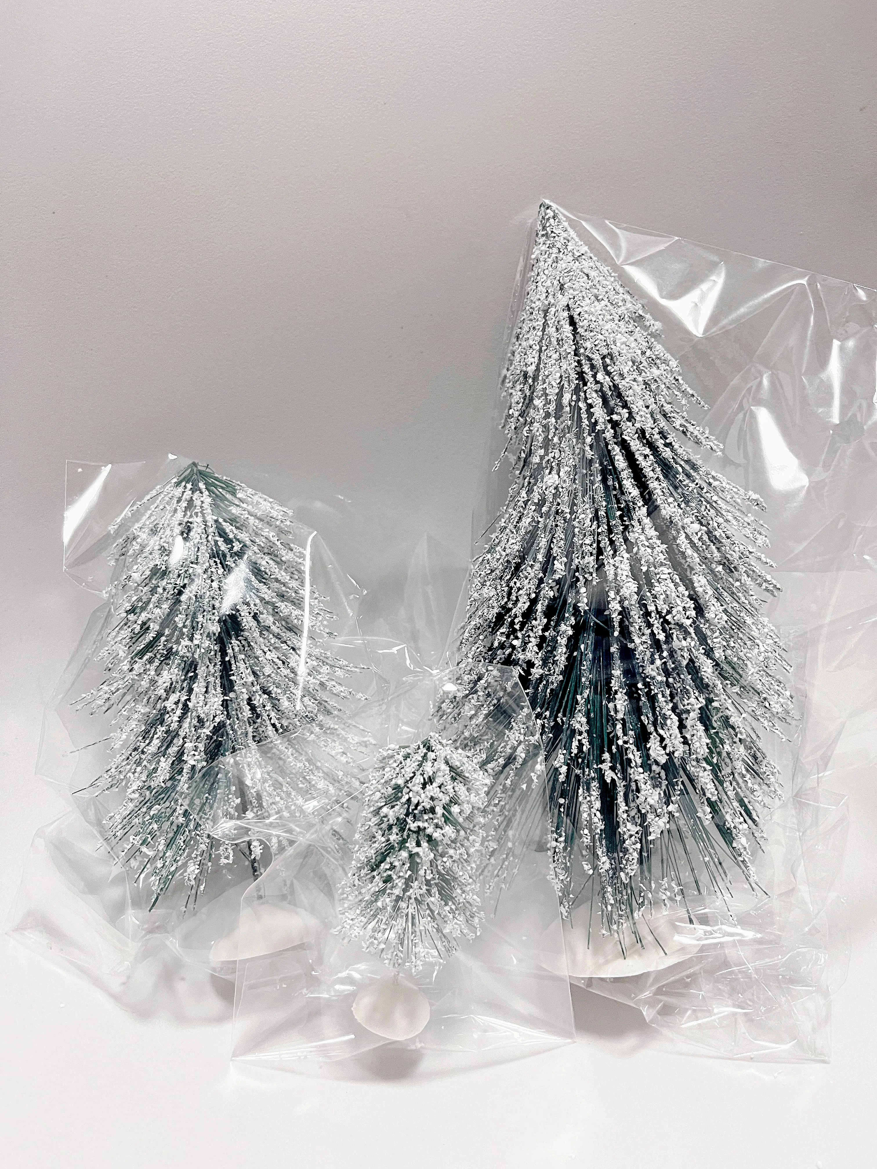 

Миниатюрная новогодняя елочка