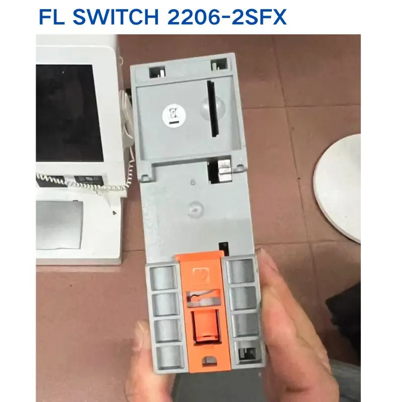 Б/у тест ОК PHOENIX Switch FL SWITCH 2206-2SFX 2702969
