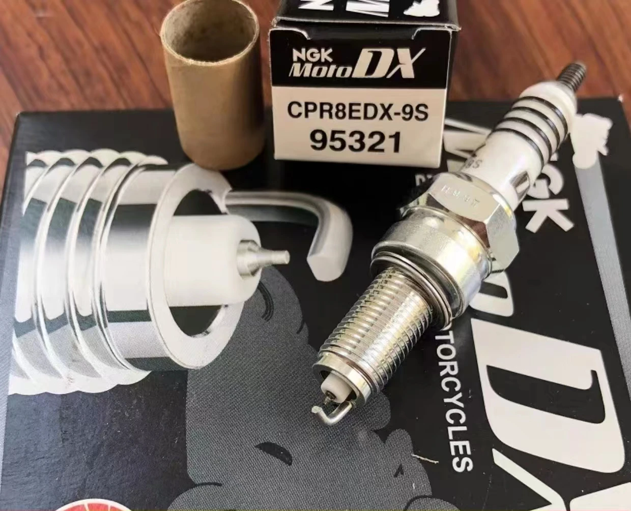 

Motor ruthenium alloy spark plug CPR8EDX-9S 95321 Original