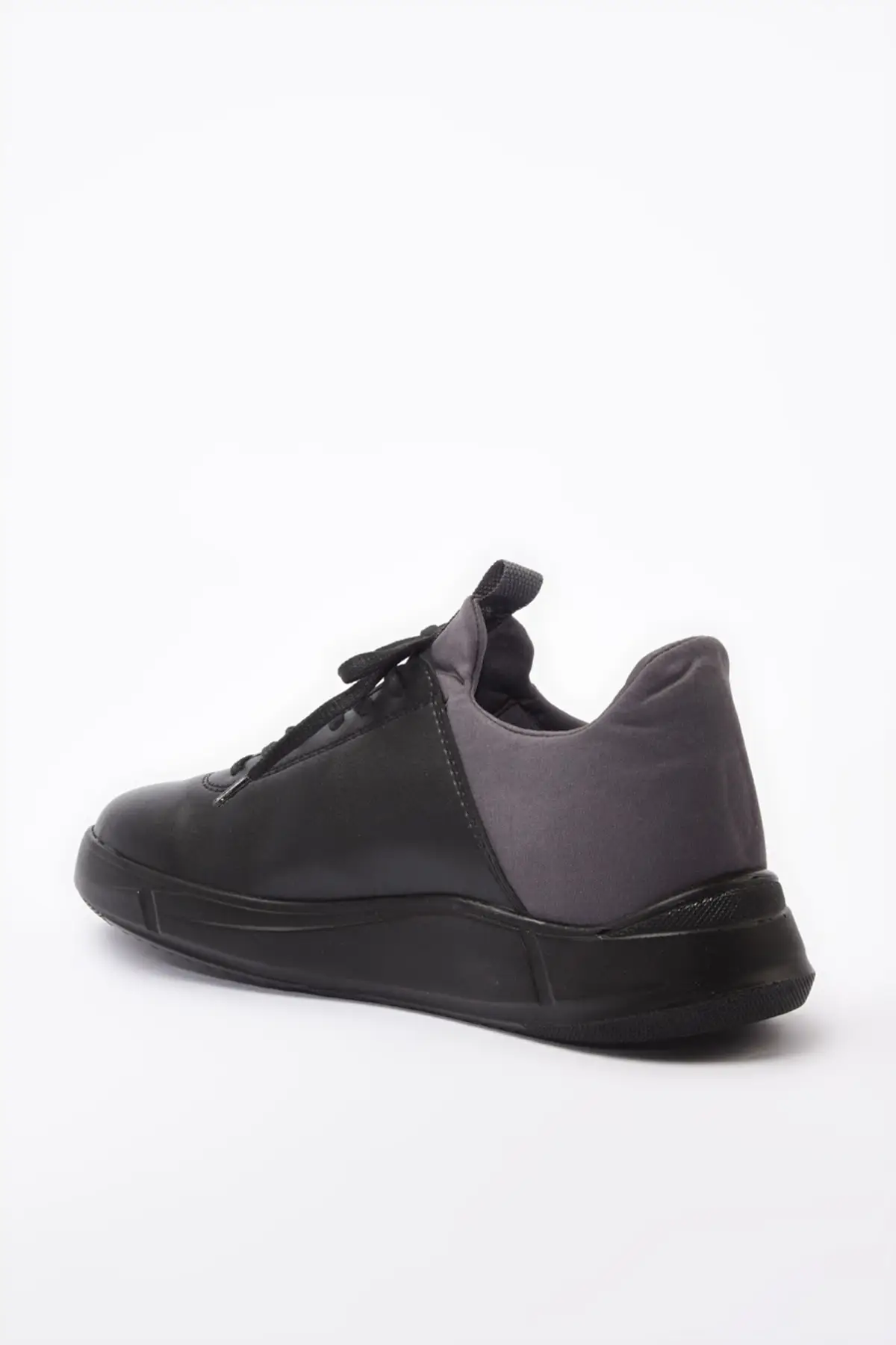 

Men Sport Footwear Black sneaker needlework Lightweight Male 'S Fashion Walking Sneakers Breathable Trainers Vulcanize Shoes Comfort