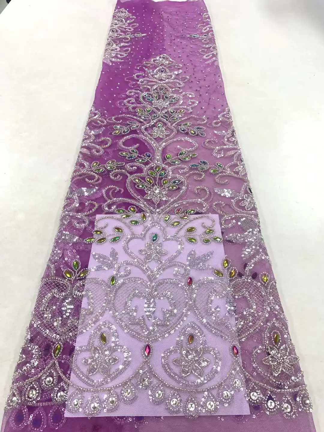 

Latest African Beaded Lace Fabric 2023 High Quality Embroidery French Mesh Sequins Lace Fabric Nigerian Groom Lace For Party Sew