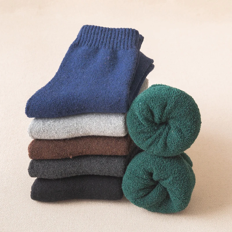 

New Soft Breathable Men Socks Thicken Thermal Terry Socks Plush Mid-Calf Tube Breathable Plush Soft Room Warm Mid-Calf Socks