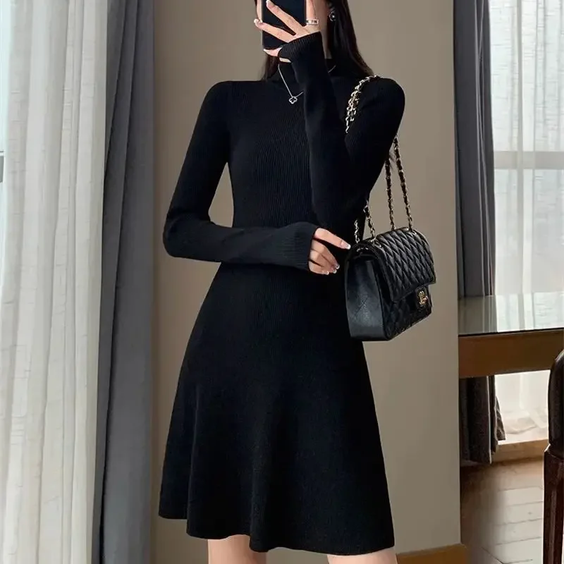 Новое осенне-зимнее вязаное платье-свитер женское облегающее платье с