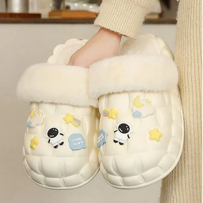 

Водонепроницаемые женские тапочки с мультяшным астронавтом, толстые и пушистые меховые тапочки, теплые и пушистые тапочки, домашние плюшев...