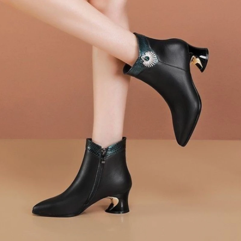 Winter Boots Women's Pu Leather Ankle Boots Ladies Pointed Toe Ankle Boots Side Zip Boots Black Thick Heel Boots