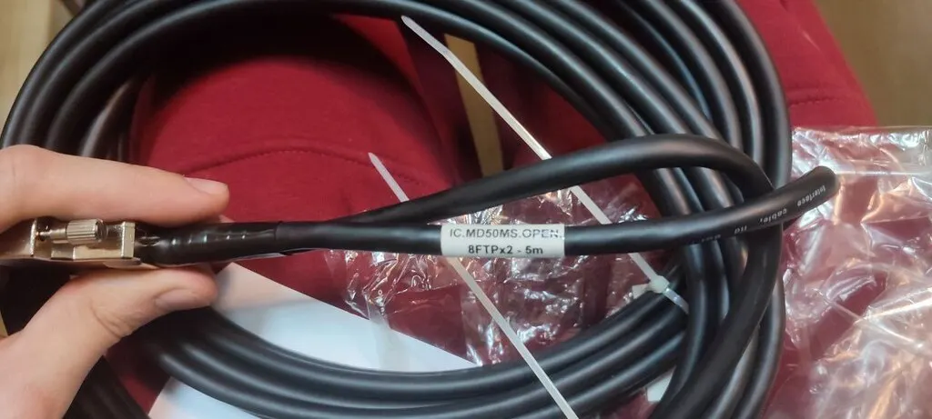 

Под заказ от 1 до 2 HPDB50 SCSI 50Pin кабели 3,2 метров