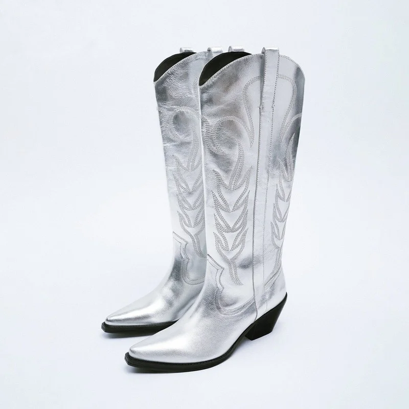 

2022 Autumn and Winter New High Boots Silver Embroidered Thread Chelsea Boots Cowboy Style Knight Boots To Increase Fashion