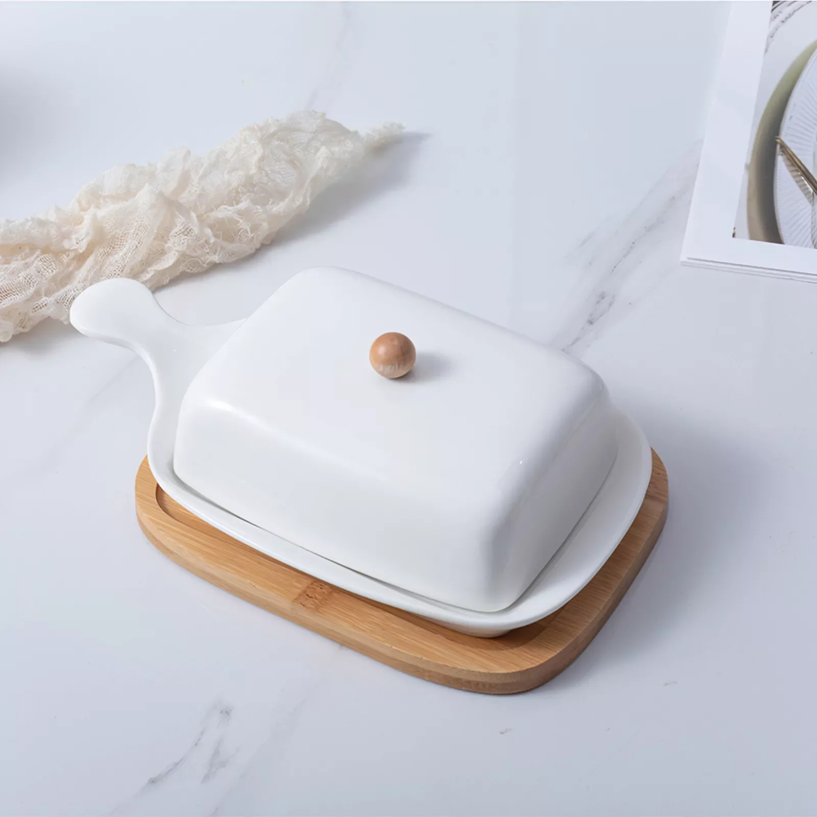 

Nordic Style Butter Box Ceramic Butter Sealing Plate Dish Storage Tray Cheese Food Storage Containers Keeper With Lid