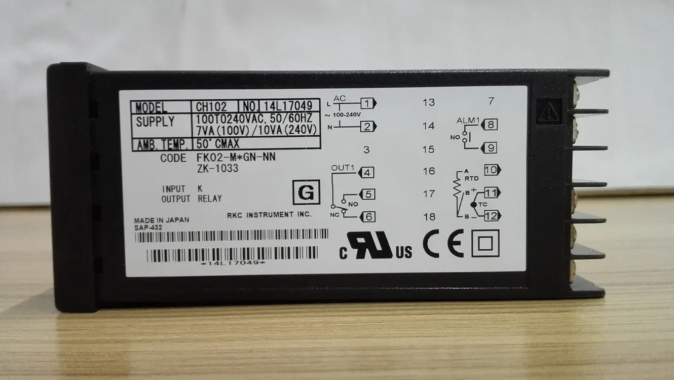 Фото Термостат CH102FK04-M * AP-NN/A/P, интеллектуальный контроллер температуры, оригинальный и подлинный. №4