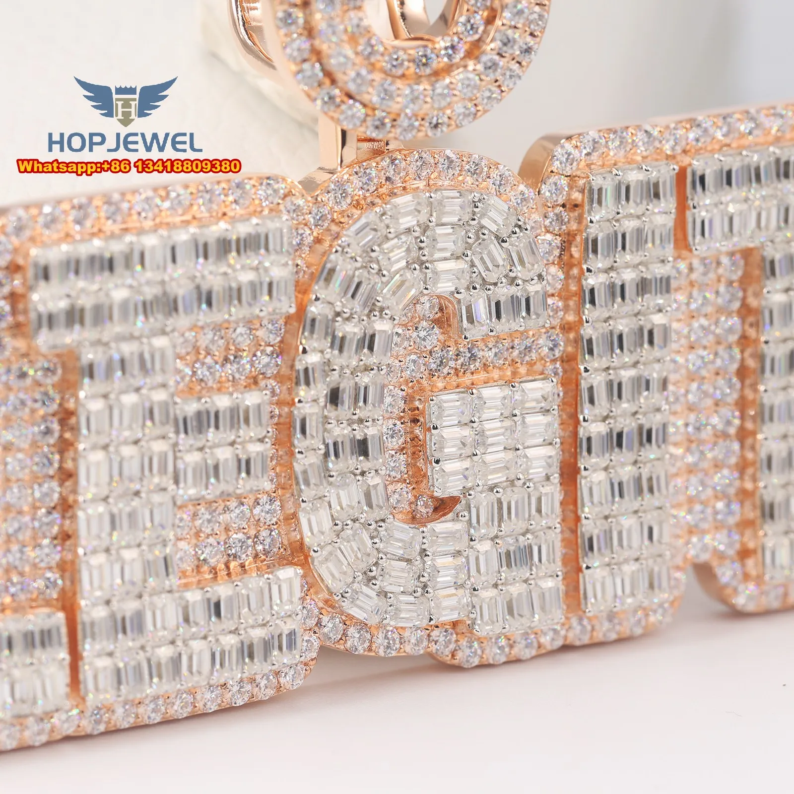 Рисунок 5 - Цепочка JEWE с уникальным бриллиантовым муассанитом