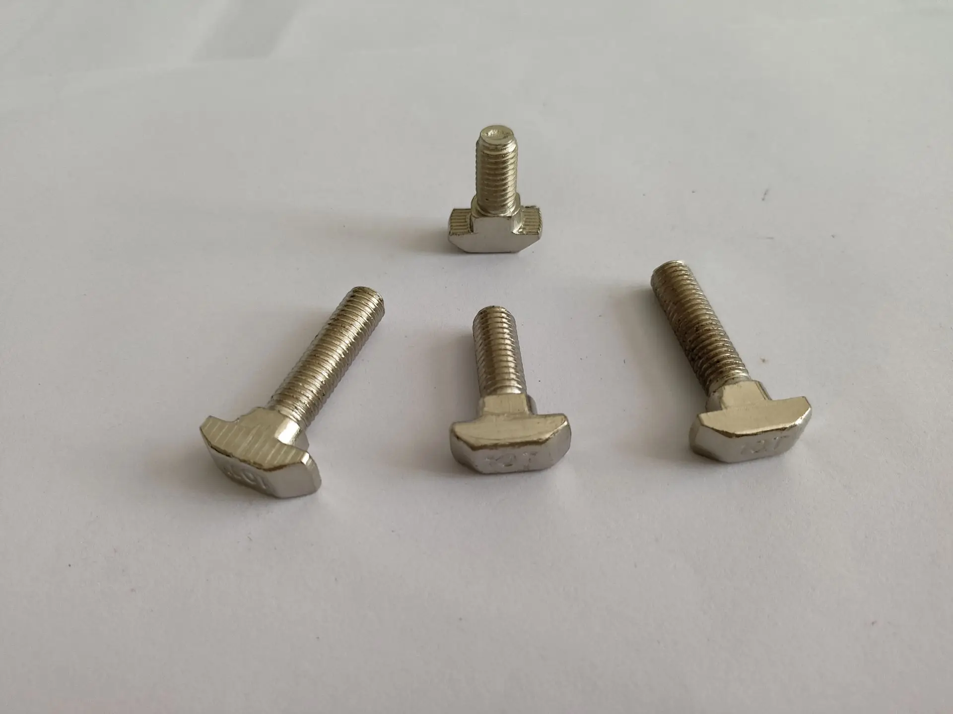 

20pcs 4545 Series M8 Hammer Head T Bolt Screw Nickel Plated For 4545 Aluminum Profile T-slot M8*16/20/25/30/35/40/45mm