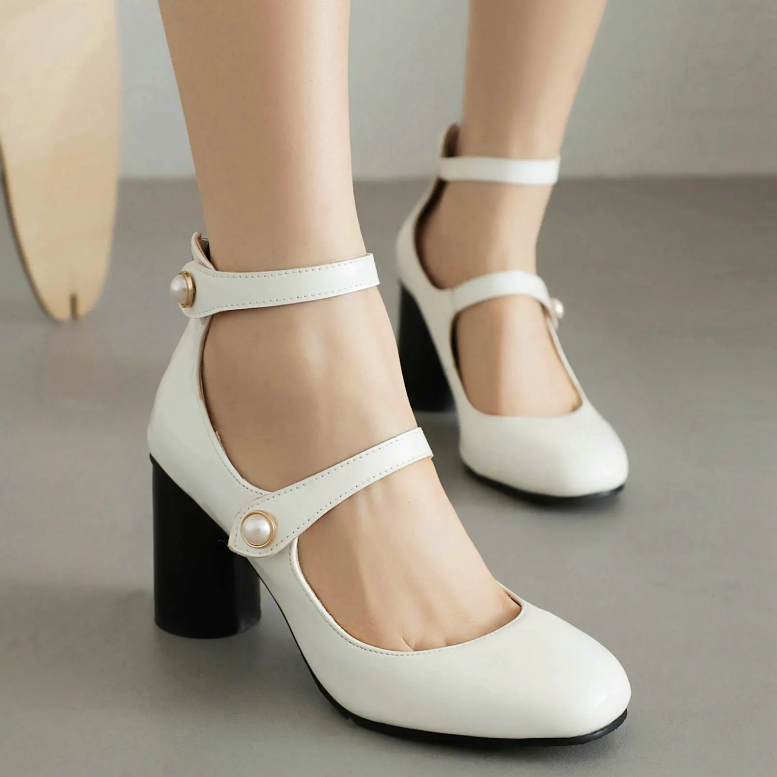 Eokkar Vintage Ankle Strap Patent Leather Mary Janes for Women Block High Heel Shoes Back Zip Rockabilly Shoes Plush Size 48