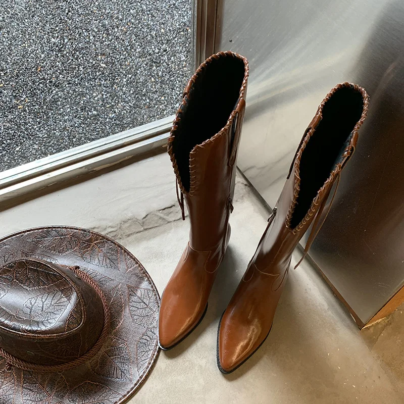 

Новые рыцарские ботинки с острым носком на толстом каблуке для весны и осени, тонкие универсальные Женские ботинки в стиле ретро на среднем ...