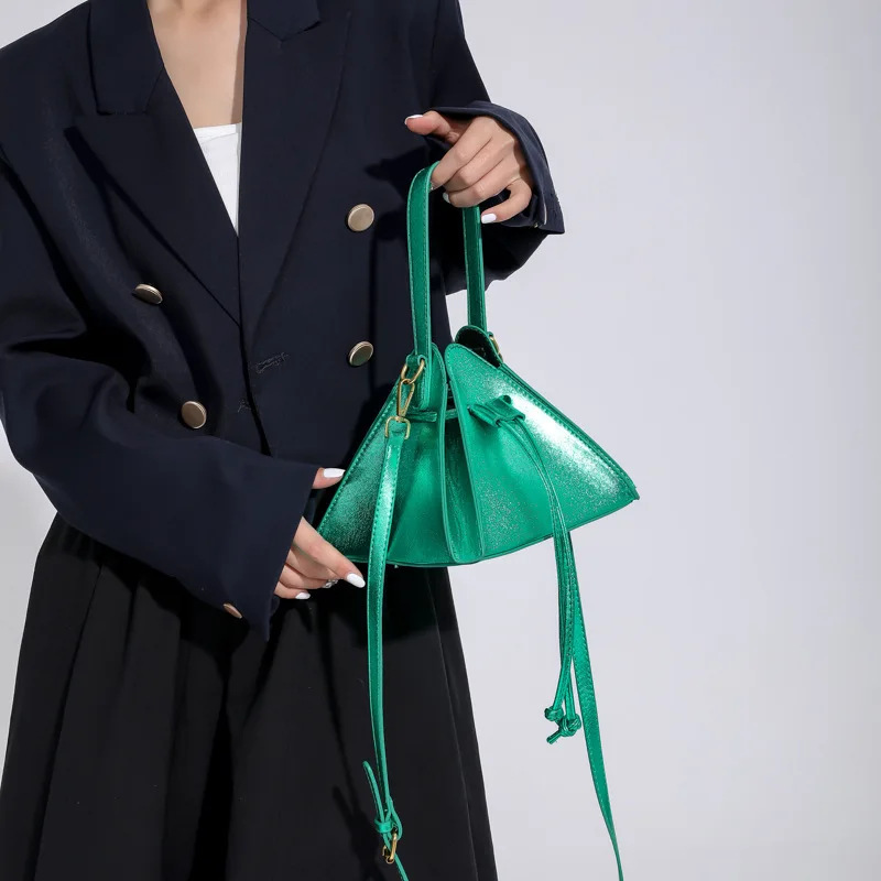 Fashion Triangle Women Handbags Designer Shoulder Bag Candy Color Crossbody Bags for Women 2023 Female Cute Clutch Purses Tote