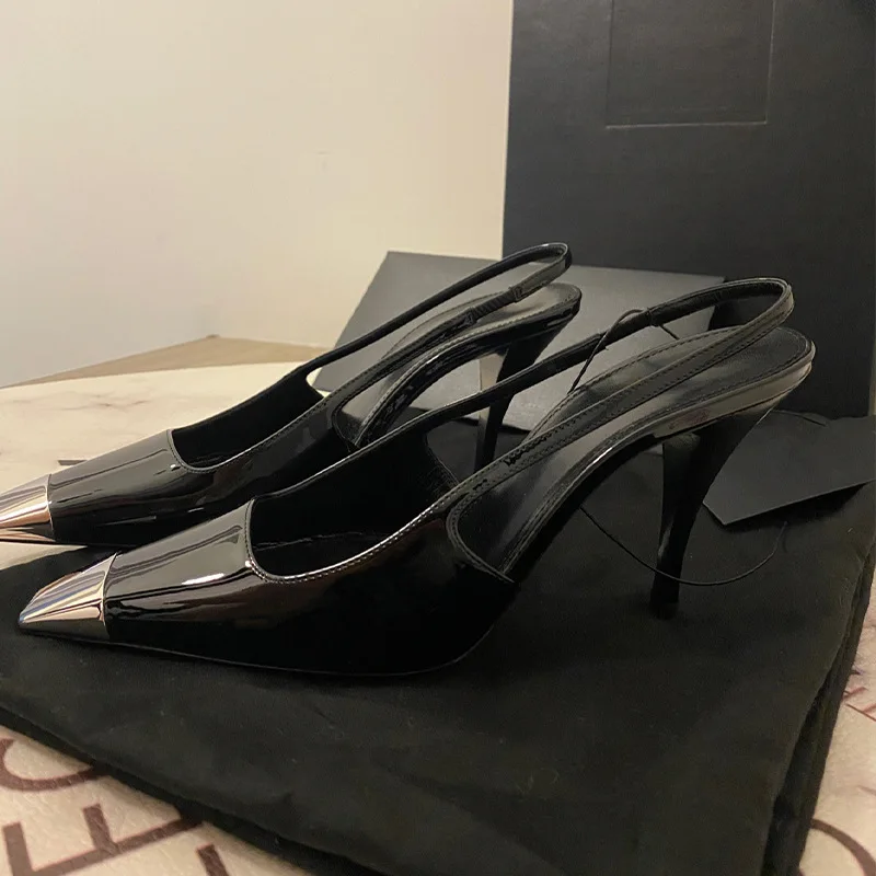 

Женские летние сандалии на высоком каблуке, с металлическим квадратным носком, из лакированной кожи