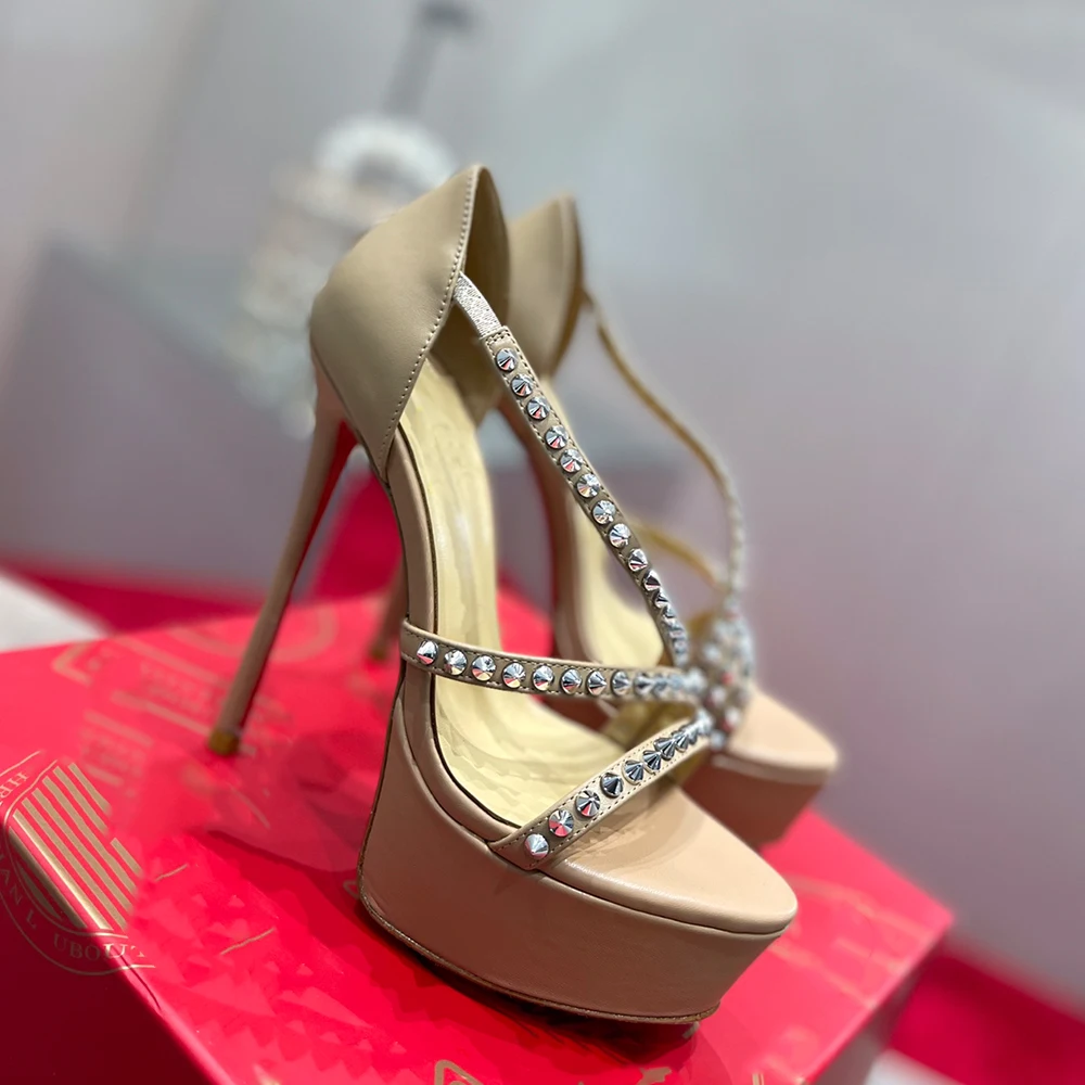 

2022 Summer Women High Heel Fashion Sexy Rivet Peep Toe Platform Red Bottom Party For Plus Size Stiletto Sandals Crystal Banquet