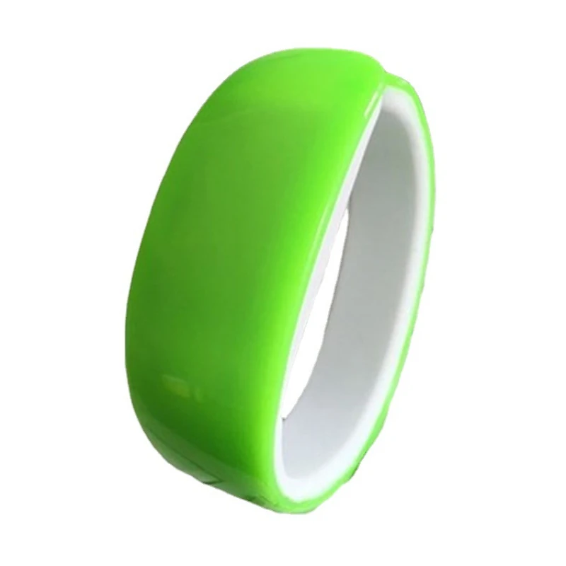 

2022 New Watch Fashion Simple and Environmentally Friendly Anime Dolphin Shape LED Bracelet New Ladies Student Watch