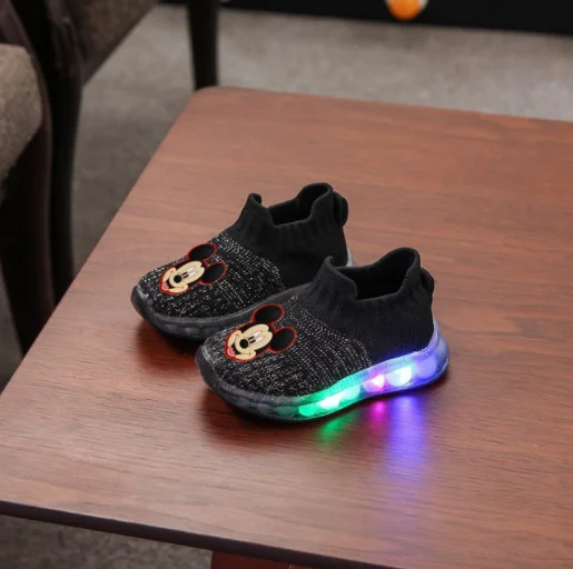 Туфли детские с мягкой подошвой Микки и Минни дышащие спортивные Нескользящие