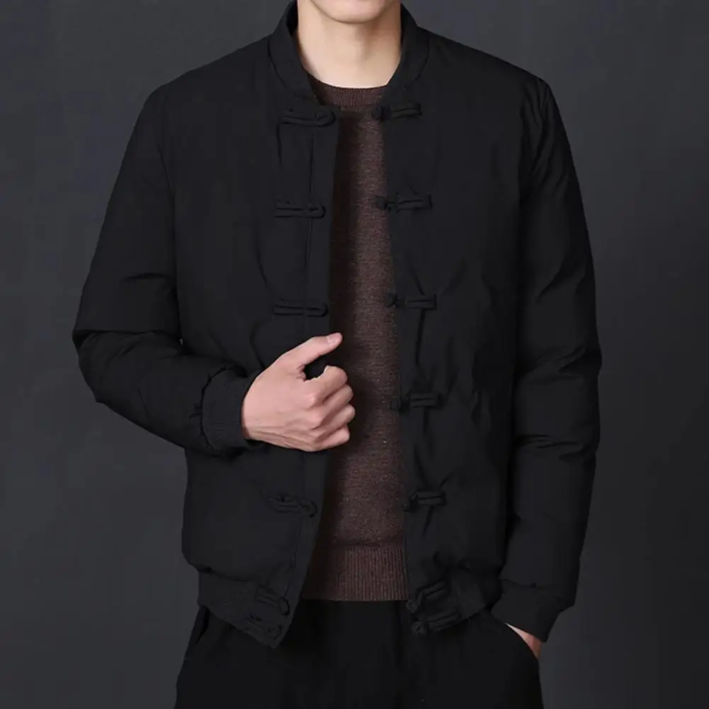 

Стильная куртка на пуговицах в китайском стиле Мужское зимнее пальто среднего возраста с воротником-стойкой и пуговицами с узлом Толстая гладкая ветрозащитная куртка с воротником-стойкой
