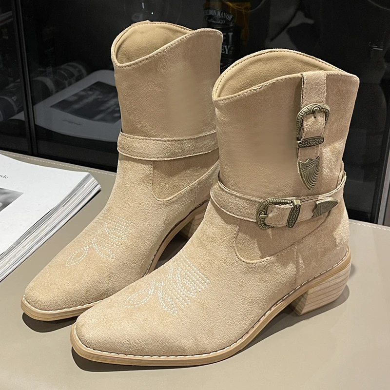 

Туфли-лодочки женские замшевые, на среднем каблуке, зимние