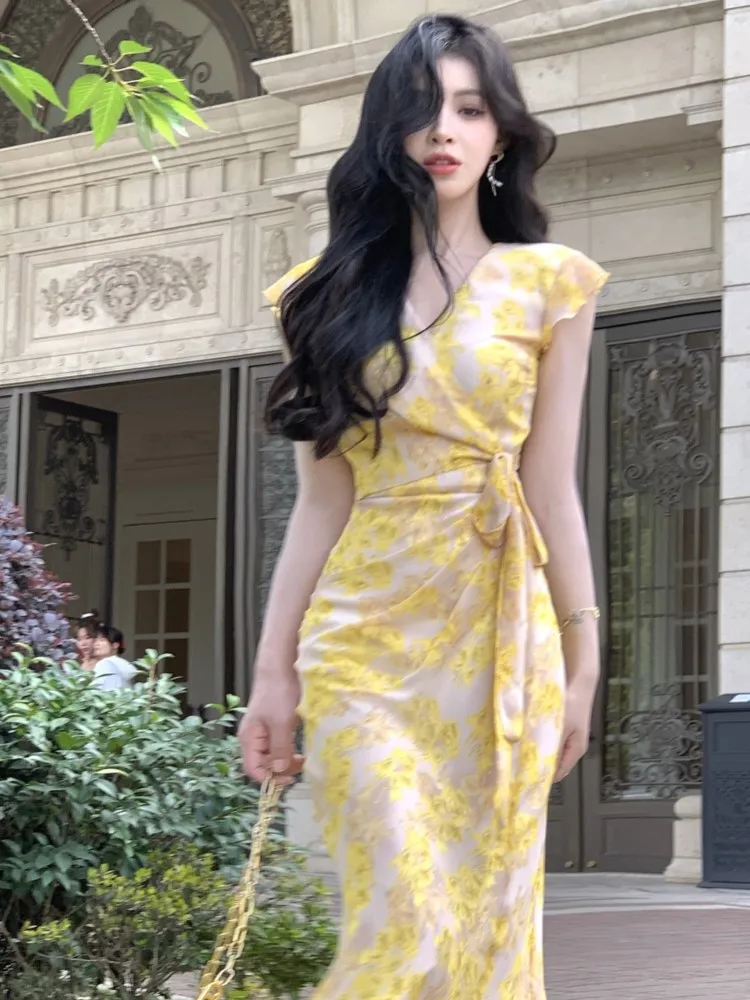 

French Women Lace Up Midi Dress V-neck New Fashion Short Sleeve Lady Vestidos Robe Sexy Slim Female Bodycon High Slip Clothes