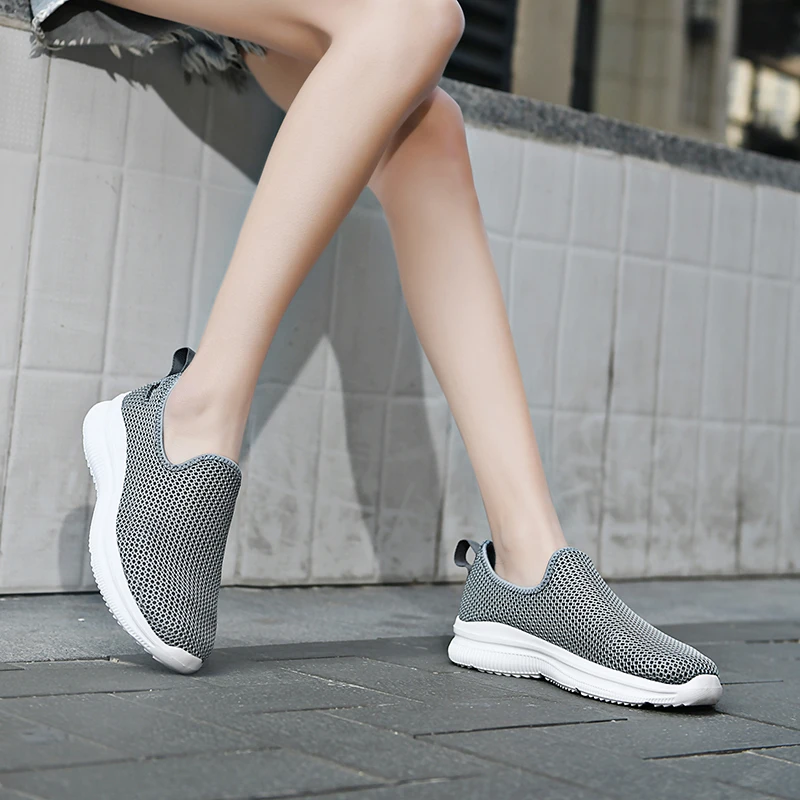 Men Women Casual Shoes Mesh Breathable Comfortable Sneakers Slip on Walking Shoes Flats Size 36-47