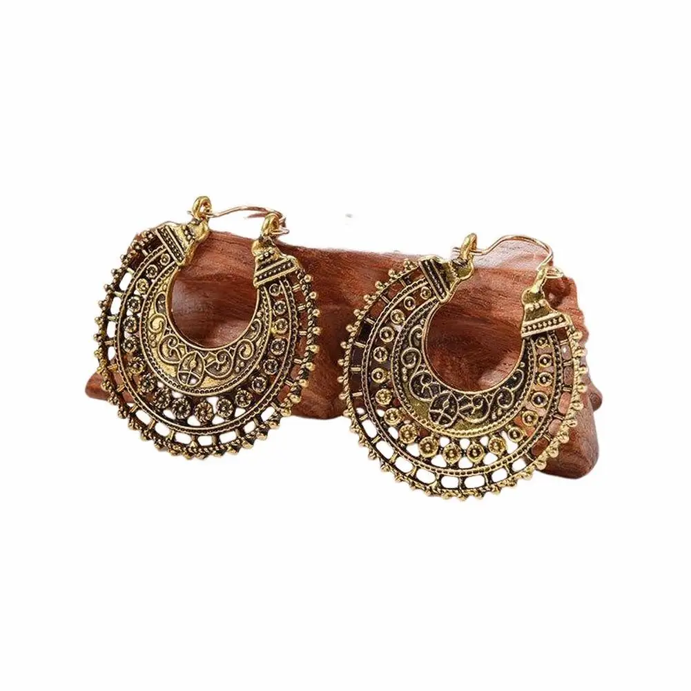 Женские серьги-подвески в национальном стиле