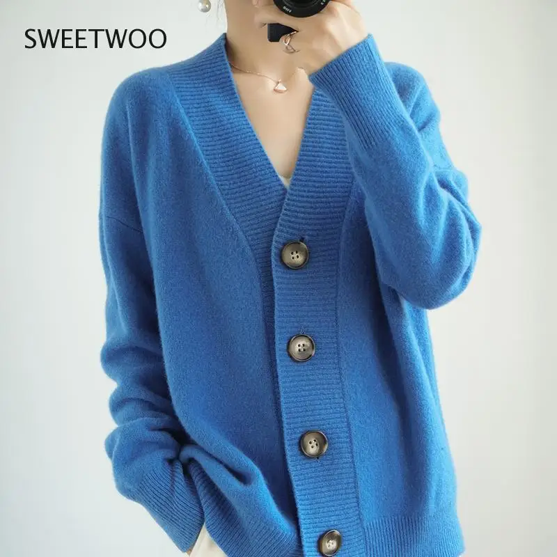 New V-Neck Wool Sweater Women's Autumn and Winter Short Star Cardigan Sweater Loose Knit Cashmere Base Fashion Tide Slim 2022