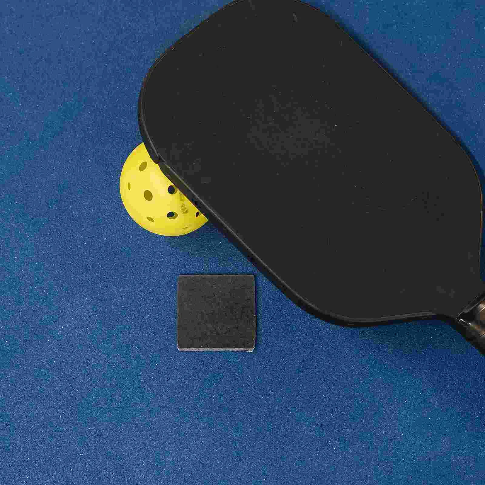 

Резиновый ластик с отверстиями для чистки шариков