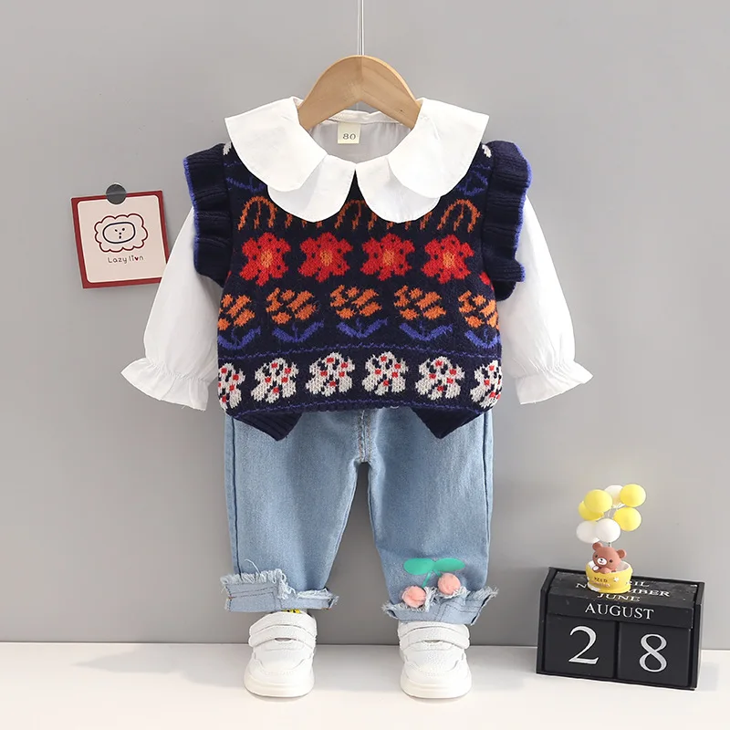 

Модная осенняя одежда для маленьких девочек, вязаный жилет с цветочным рисунком, белая рубашка с отложным воротником, костюмы из трех предметов, детская одежда