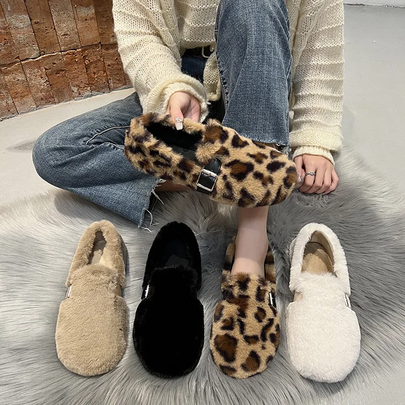 

2023 Autumn Winter New Leopard Print Cotton Shoes for Women Flat Warm Plush Casual Flat Lazy Shoes Female Belt Buckle Flat Shoes