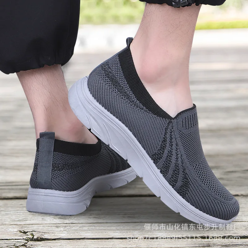 

Fitness walking shoes new men's and women's shoes lazy shoes sports and leisure sets of feet couple flying shoes