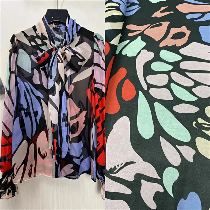 

Summer New Black Bottom Geometric Colorful Print Silk Georgette Fabric Shirt Skirt Fabric Sewing Designer African Print Cloth