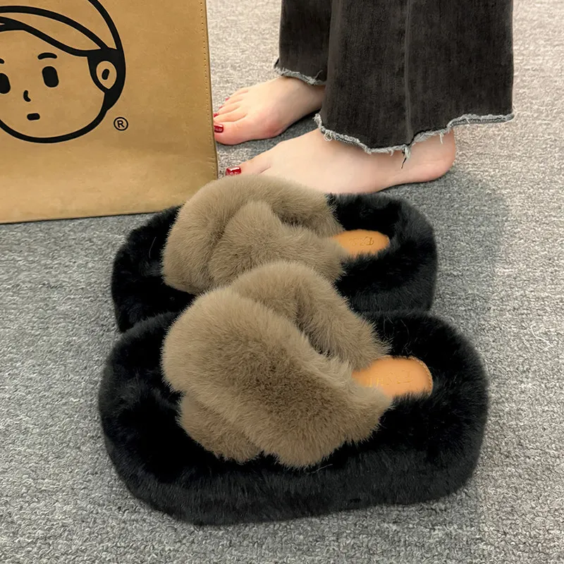 Женская обувь 2024 плюшевые тапочки для взрослых роскошные шлепанцы на платформе с