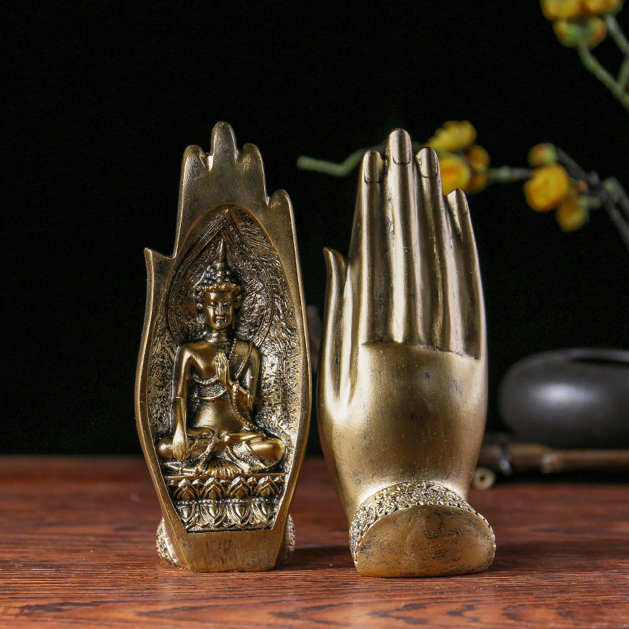 Creative Thai Style Buddha Ornament Exotic Home Decoration South Asia Buddism Type Decor Polyresin Hand Shape Buddhist Statue