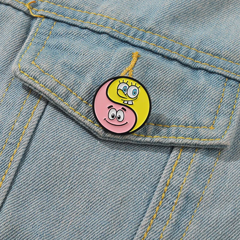 

Cartoon Cute Round Smiley Enamel Brooch Geometric Yellow Anime Alloy Pins Badge Sweet Clothes Accessories Jewelry Gifts