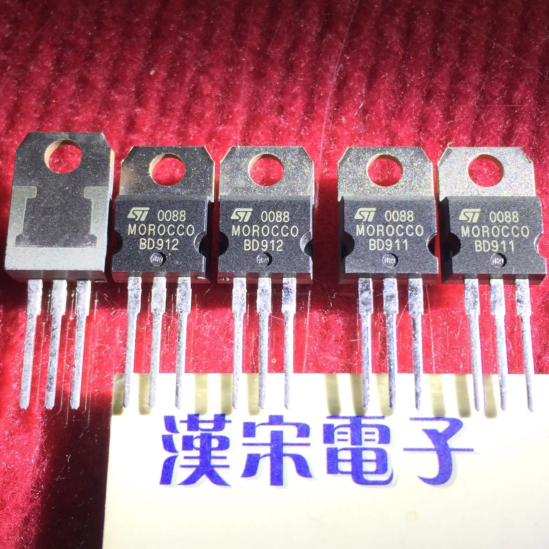 

Free shipping BD911 BD912 ST TO-220 8 5 pairs/package